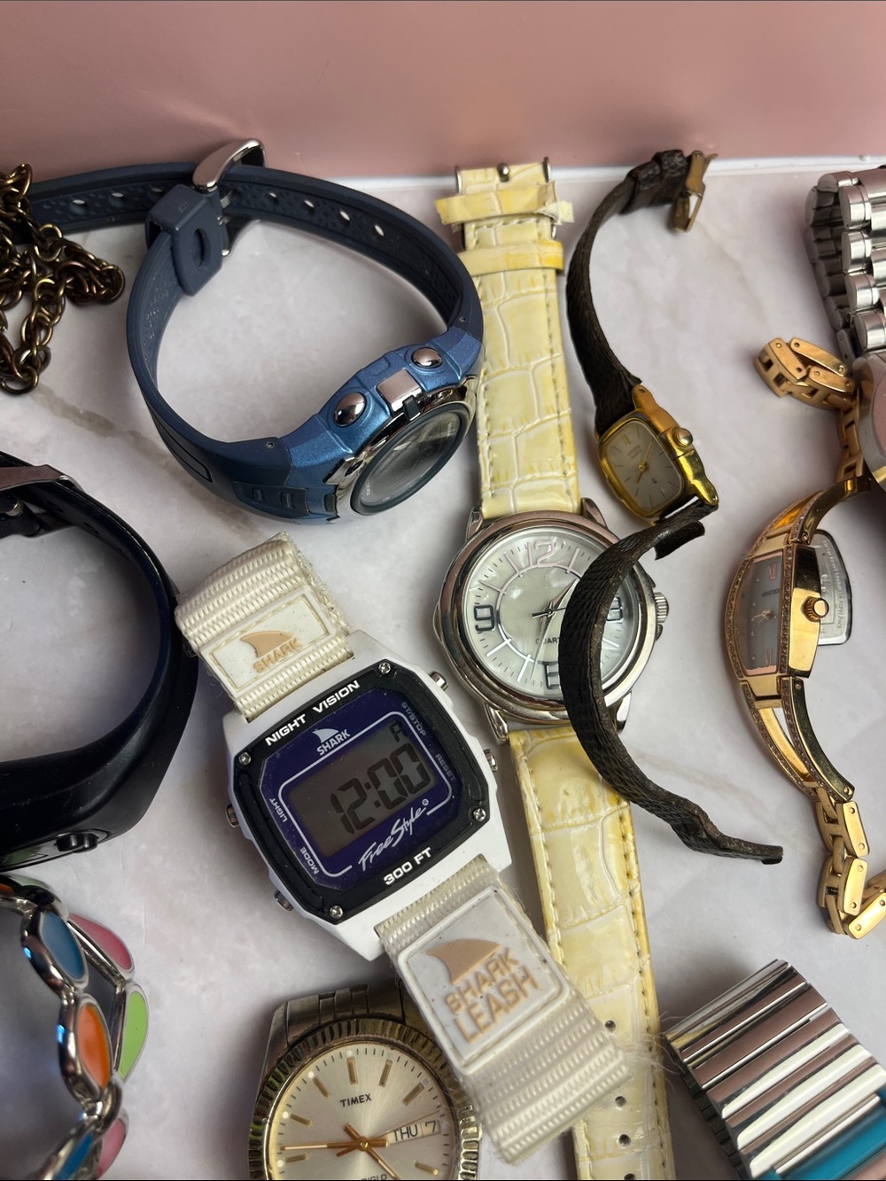 Mixed Lot of Assorted Watches - Picture 8 of 12